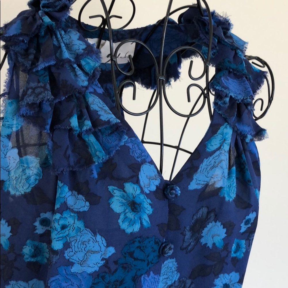 Floral silk top with ruffles and pleats sz S